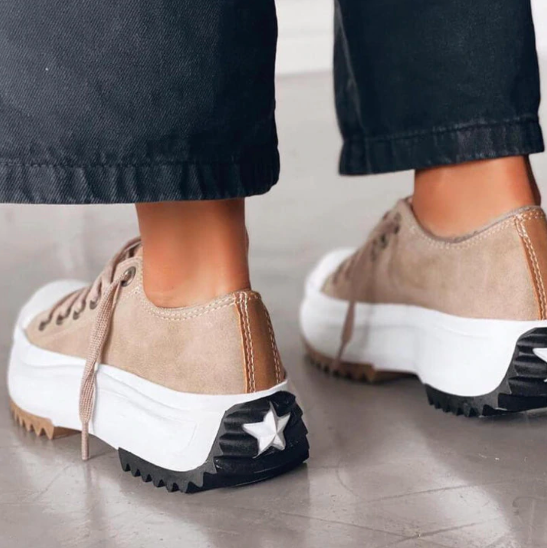 L'ateribélle Serene Plateau Sneaker